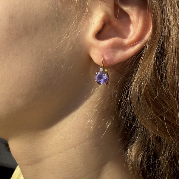 damske zlate nausnice s ametysty 023884