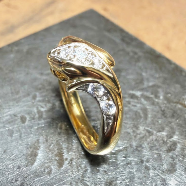 Stuchlik zlaty prsten hlava hada 015204