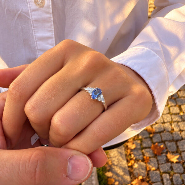 zlaty prsten s diamanty a tanzanitem 7094
