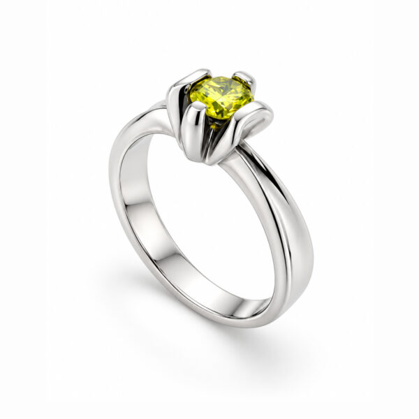 014486 zlaty prsten se zelenym diamantem stuchlik
